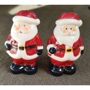 VTG Santa Clause Ceramic Salt N Pepper SHAKERS SUPER CUTE